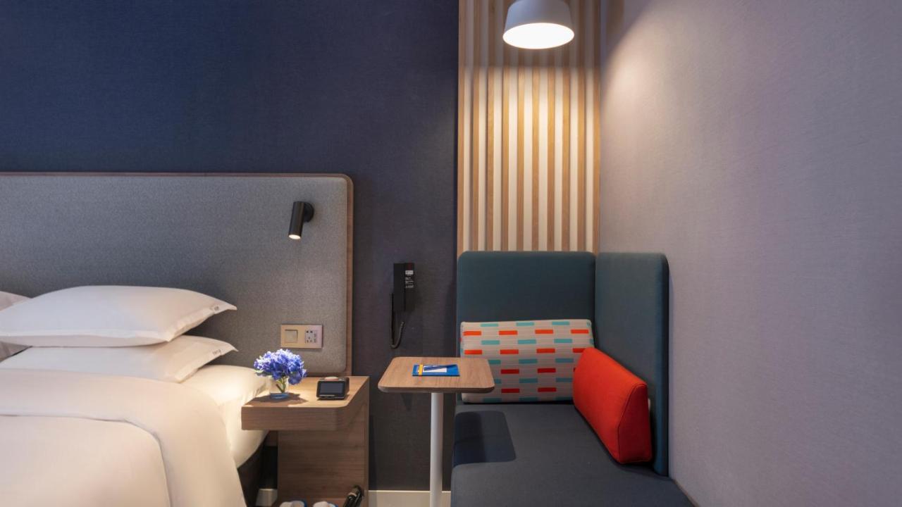 Holiday Inn Express Qiliping By Ihg Емейшань Екстер'єр фото
