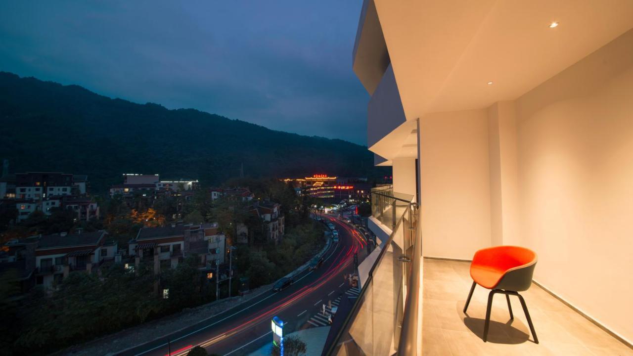 Holiday Inn Express Qiliping By Ihg Емейшань Екстер'єр фото